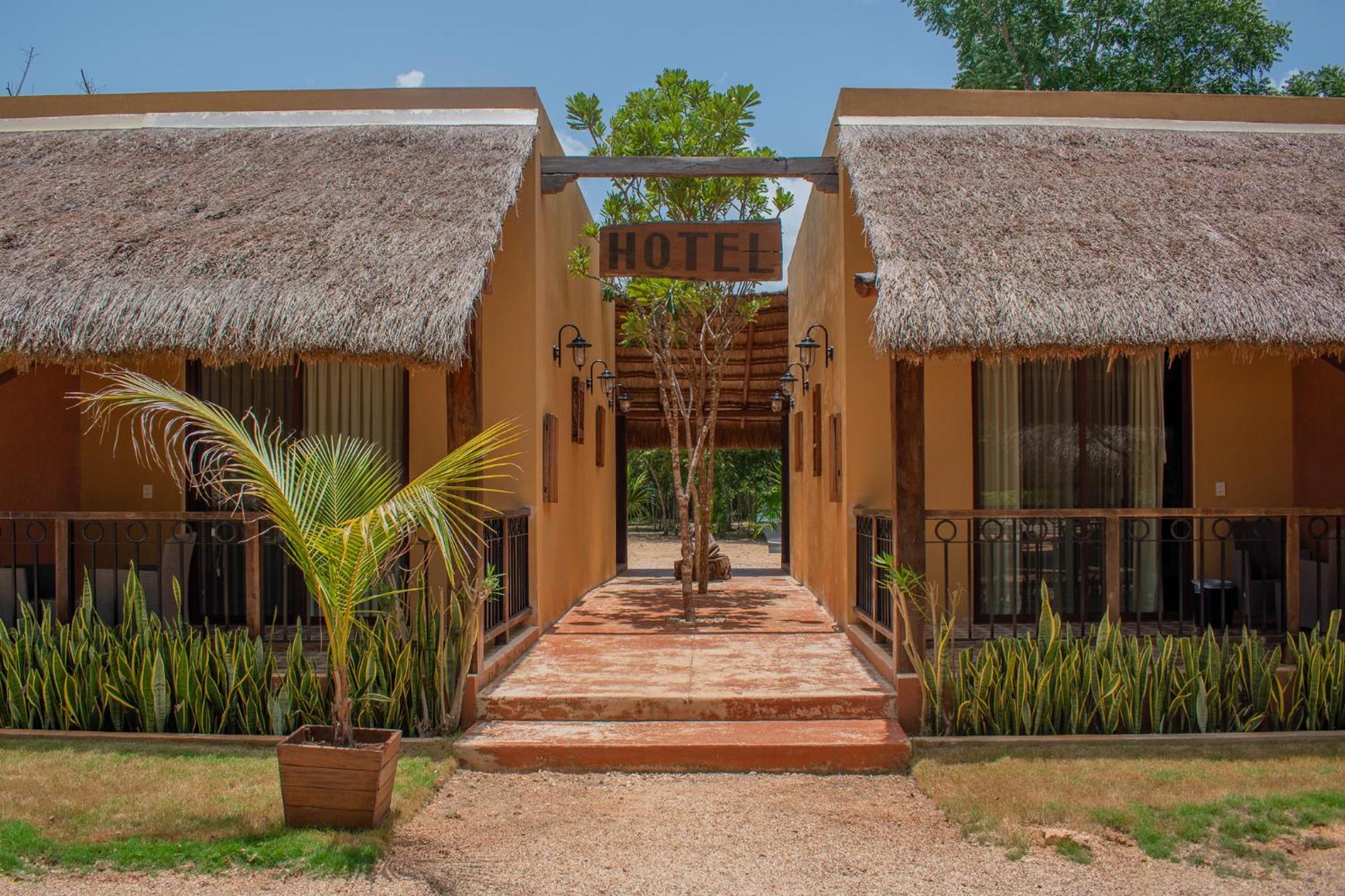 Xuux Peek By Tecnohotel Yaxche Extérieur photo
